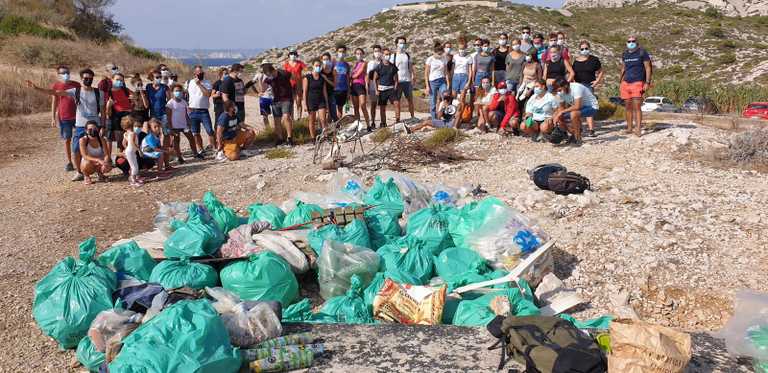 Image principal World CleanUp Day feat. SAUVAGE.